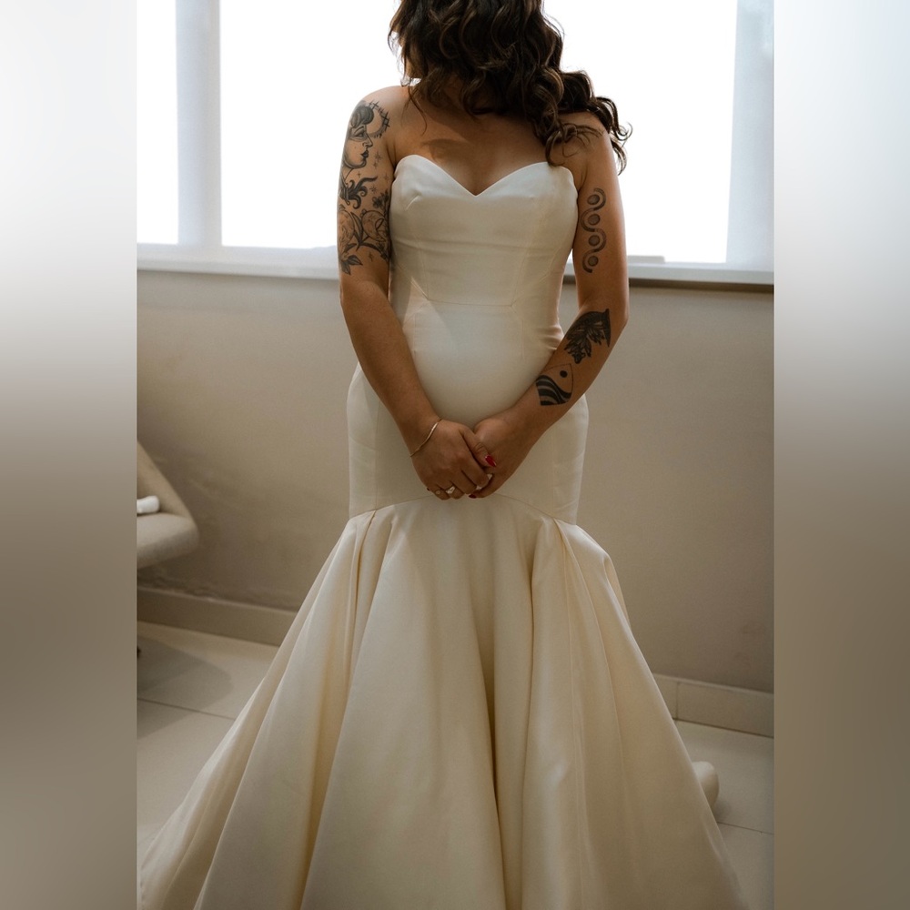 Anne Barge ROCHA gown in Pearl | size 12